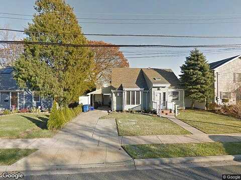 3Rd, OCEANSIDE, NY 11572