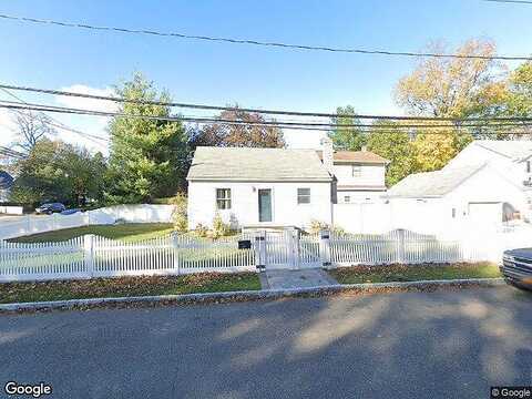 18Th, HUNTINGTON STATION, NY 11746