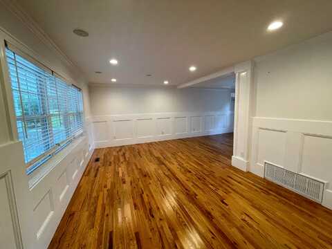 Leane, TALLAHASSEE, FL 32309