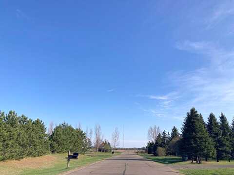 Grizzly, NORTH BRANCH, MN 55056