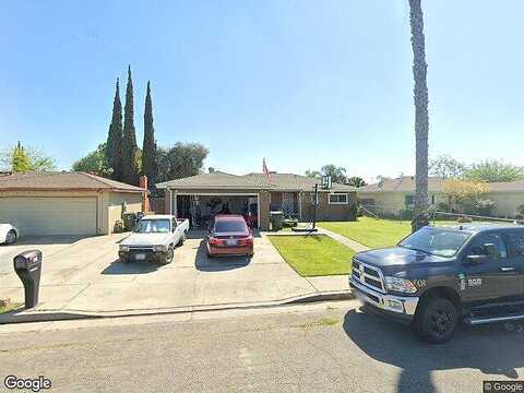 Ashlan, MADERA, CA 93638
