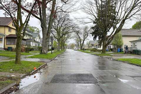 Finch, ROCHESTER, NY 14613