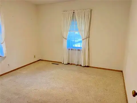 Edgewood, ALBERT LEA, MN 56007