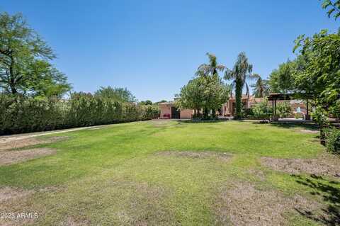 Cuarenta, PARADISE VALLEY, AZ 85253