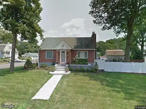 Hilltop, MERIDEN, CT 06451