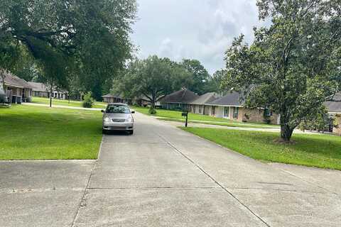 Woods Edge, BATON ROUGE, LA 70818