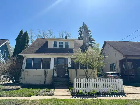 Christiana, GREEN BAY, WI 54303