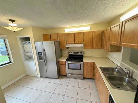 Southgate Blvd, North Lauderdale, FL 33068