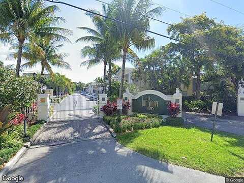 Ne 8Th Ave, Wilton Manors, FL 33334