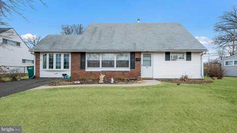 Jasmine, LEVITTOWN, PA 19056