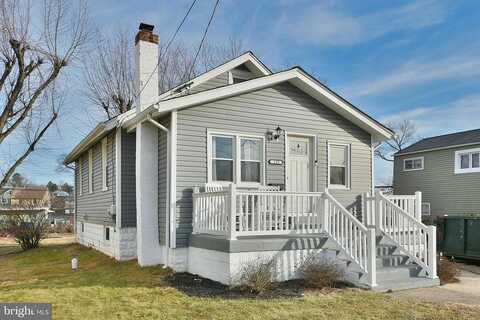 Houston, GLENSIDE, PA 19038