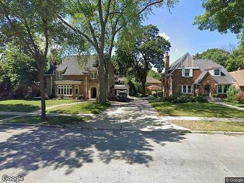 68Th, MILWAUKEE, WI 53213