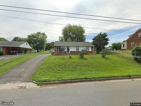 Plantation, ROANOKE, VA 24012