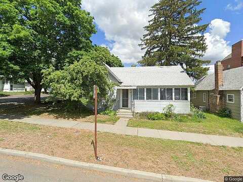 F, CHENEY, WA 99004