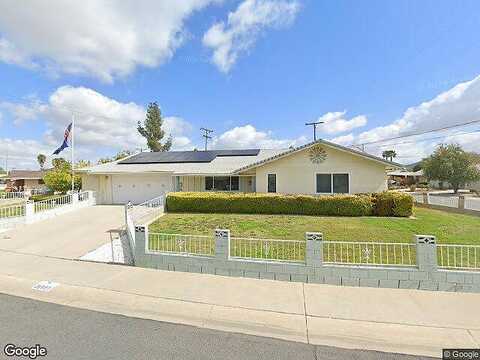 Hogan, MENIFEE, CA 92586