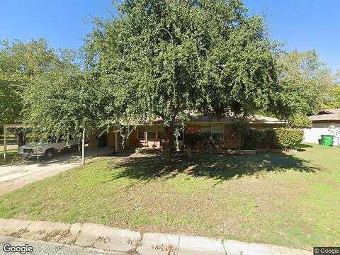 Roxie, HALTOM CITY, TX 76117