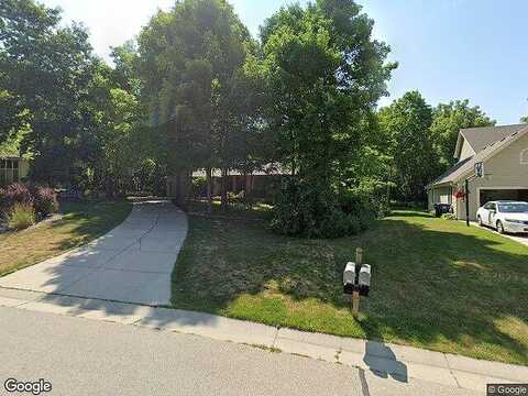 Twin Oaks, SUSSEX, WI 53089