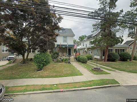 Hazel, UPPER DARBY, PA 19082