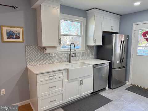 Collingham, FAIRFAX, VA 22032
