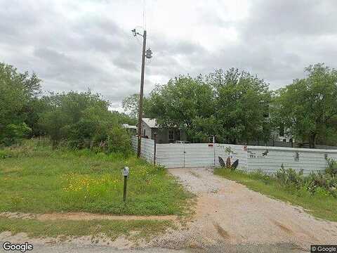 River Oaks, KINGSLAND, TX 78639