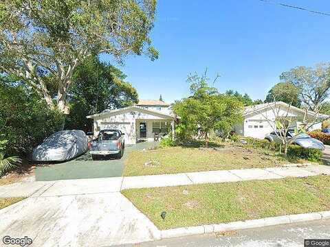 13Th, SAINT PETERSBURG, FL 33710