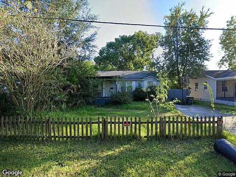 Louisa, JACKSONVILLE, FL 32205