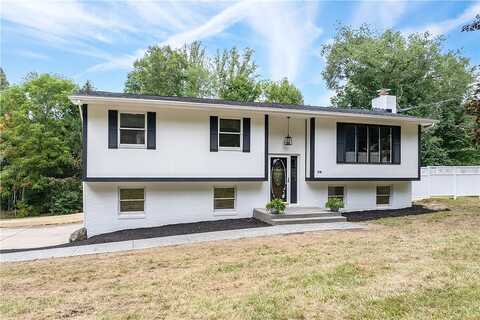 Blews, NEW CASTLE, PA 16105