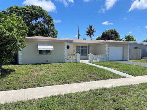28Th, LAUDERDALE LAKES, FL 33311