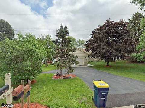 Neal, LINDSTROM, MN 55045