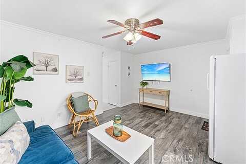 King, SANTA ANA, CA 92706
