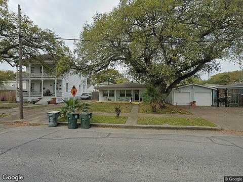 35Th, GALVESTON, TX 77550