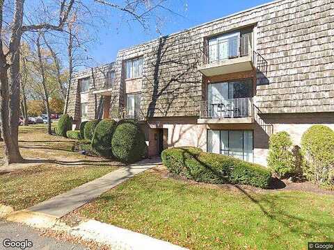 Forest Green, CORAOPOLIS, PA 15108