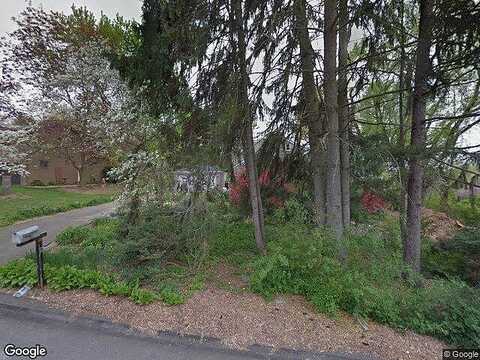 Pinewood, CANONSBURG, PA 15317