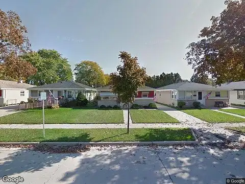 98Th, MILWAUKEE, WI 53227