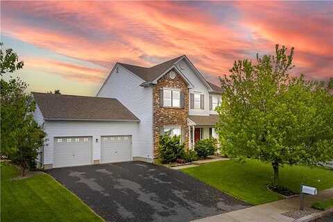 Eagles Landing, NAZARETH, PA 18064