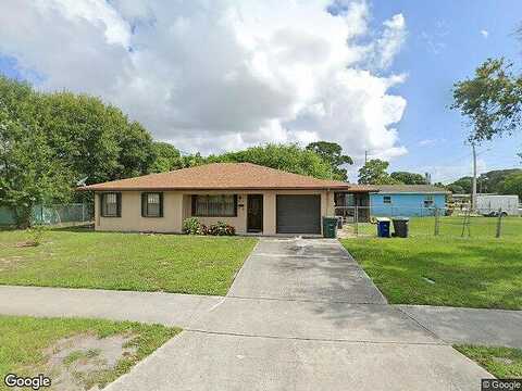 Avenue M, FORT PIERCE, FL 34950