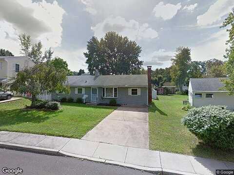 Suffolk, FAIRLESS HILLS, PA 19030
