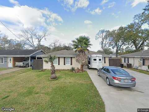 9Th, PORT NECHES, TX 77651
