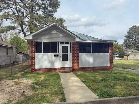 10Th, SUFFOLK, VA 23434