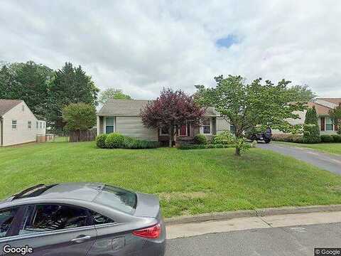 Barrens Village, ROANOKE, VA 24019