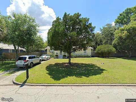 Maple, SANFORD, FL 32771