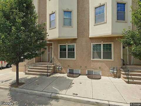 12Th, PHILADELPHIA, PA 19133