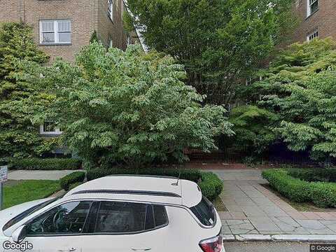 16Th, SEATTLE, WA 98122