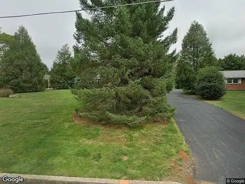 Apple, GREENCASTLE, PA 17225