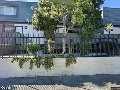 Hatteras, TARZANA, CA 91356