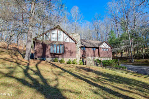 Hickory, MARION, VA 24354