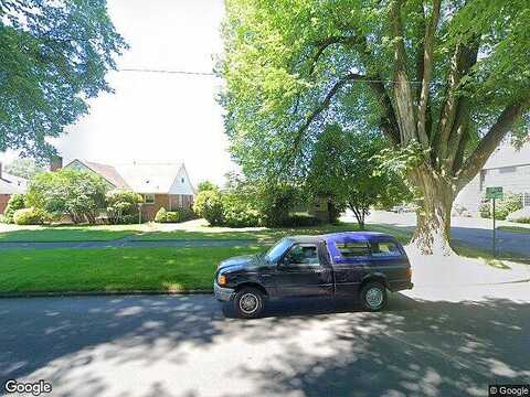 Nichols, LONGVIEW, WA 98632