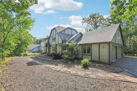Bobwood, NEW BERLIN, WI 53151