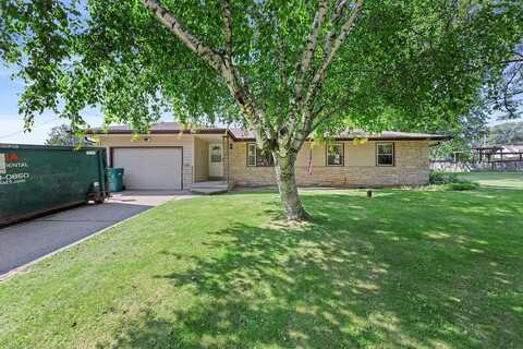 Sunny Dale, MENOMONEE FALLS, WI 53051