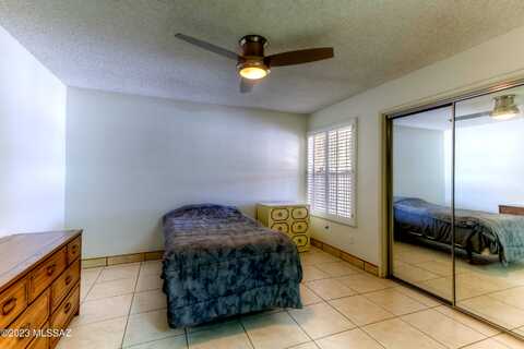Hawthorne, TUCSON, AZ 85710